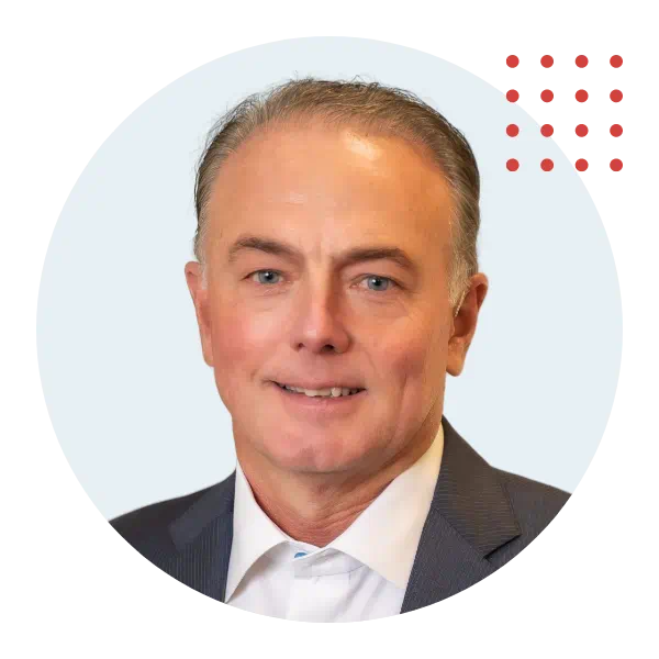 Tim Arnold headshot